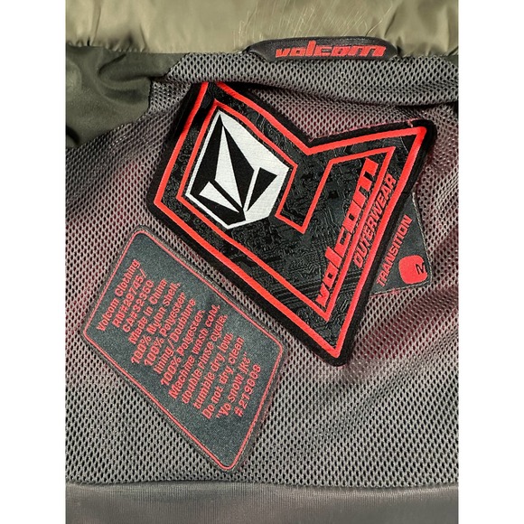 Volcom Red Jacket with Gray Hood - Picture 12 of 12